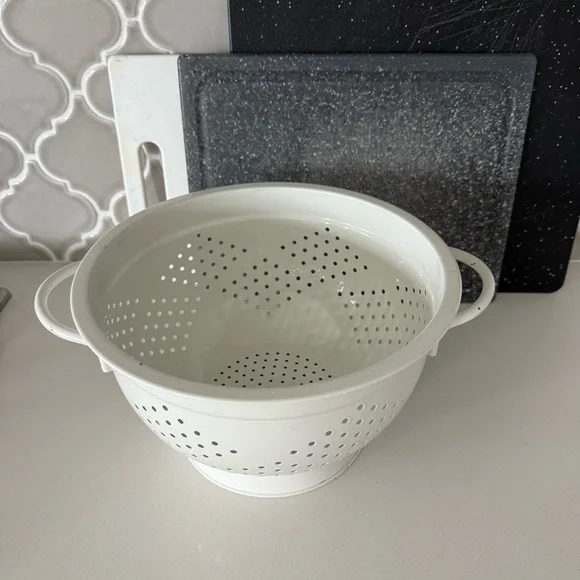 Hearth & Hand White Colander - Picture 3 of 7